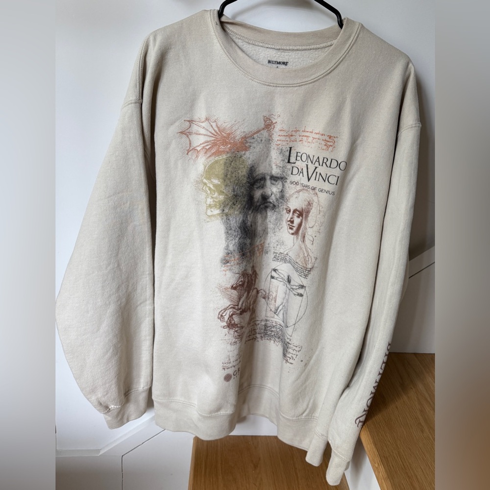 Crewneck Sweatshirt with Leonardo Da Vinci Graphic Design from Biltmore